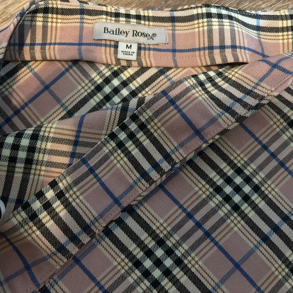 Bailey Rose Pink Plaid Mini Skirt size medium nwot - Picture 4 of 4